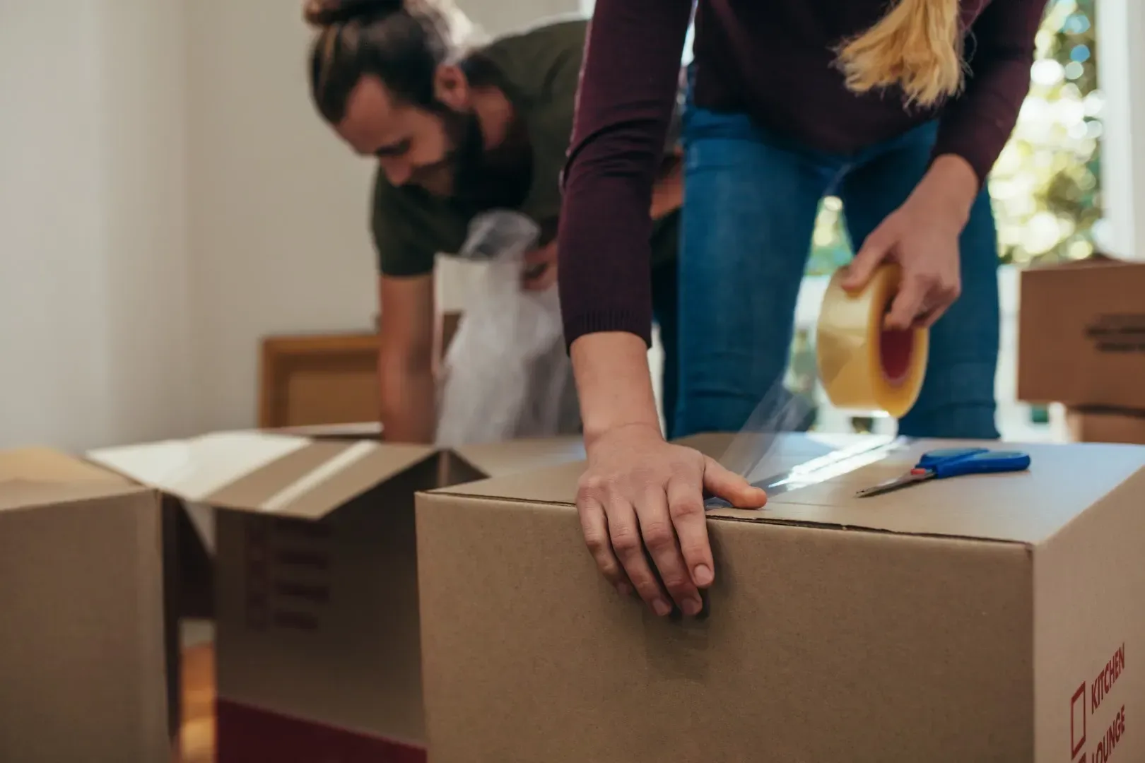 Formule économique : le client prépare et ferme ses cartons avant le déménagement
